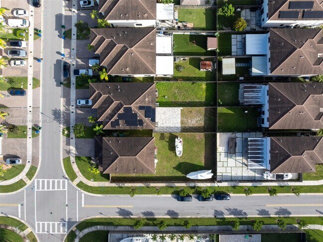 Building Photo - 24985 SW 107th Ct