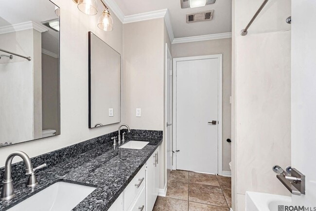 Building Photo - 9506 Jefferson Hwy