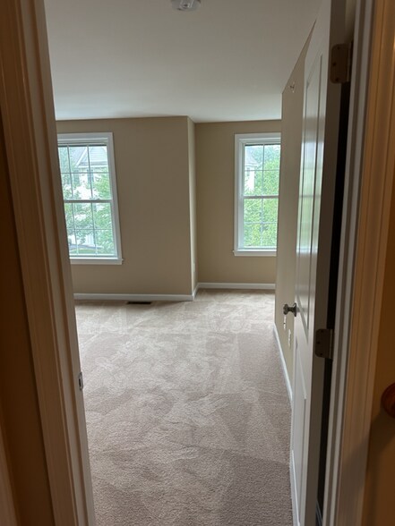 Building Photo - 0 Hartshorn Way