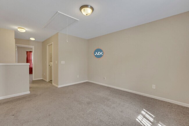 Building Photo - Beautiful Home in Seagrass Station