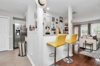 Building Photo - 9252 N Vicksburg Park Ct