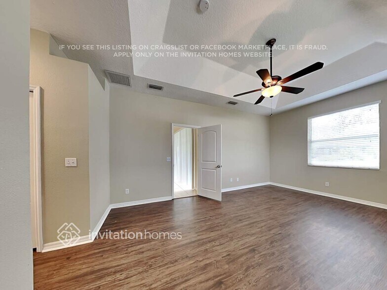 Building Photo - 12911 Cattail Shore Ln
