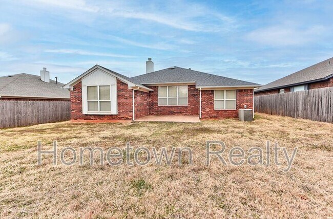 Building Photo - 16416 Oconee Creek Dr