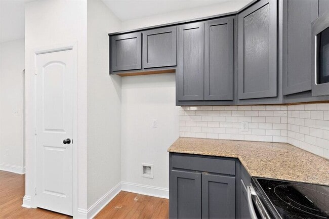 Building Photo - 4803 Birchman Ave