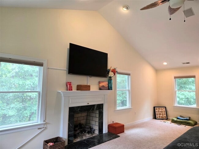 Building Photo - 5631 Olde Hartley Way