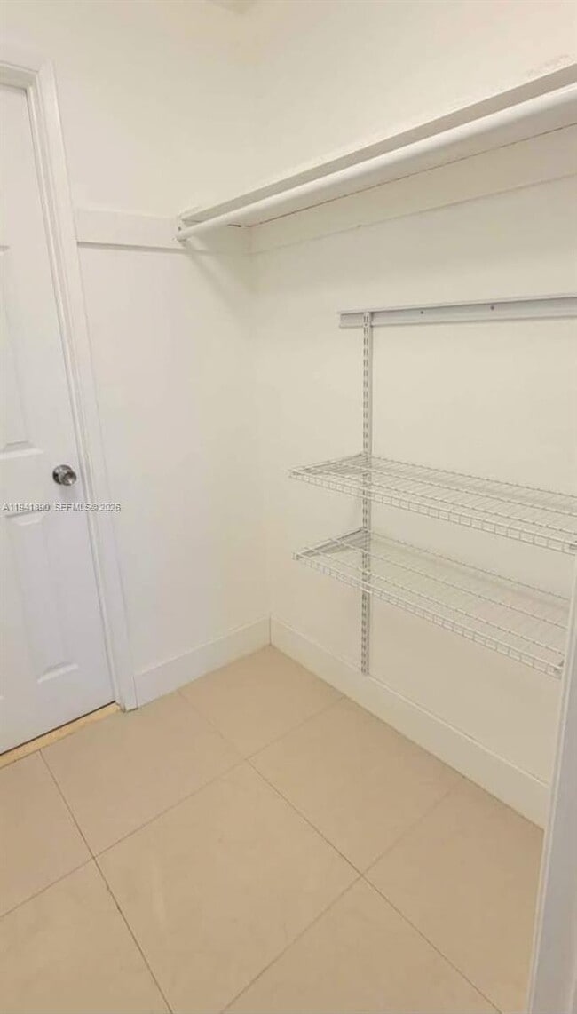 Building Photo - 2228 Polk St