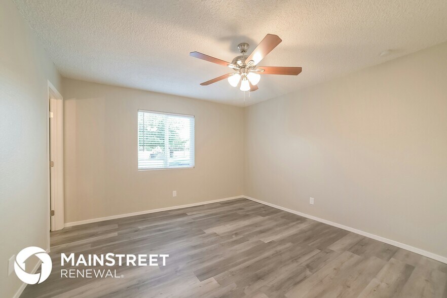 Building Photo - 4506 W Edgemont Ave