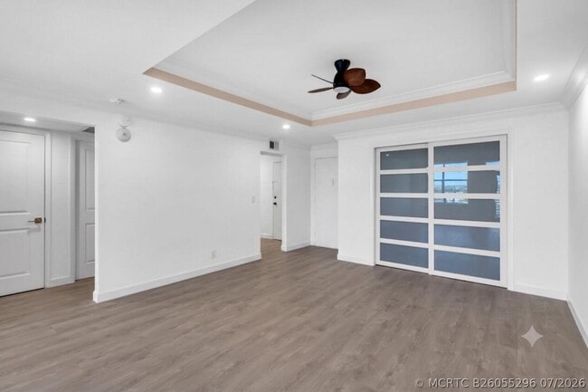 Building Photo - 2851 S Ocean Blvd