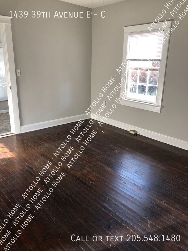 Building Photo - 1439 39th Ave E