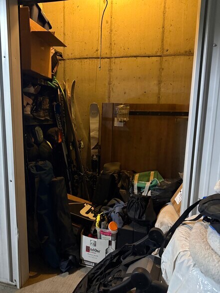 Building Photo - 150 Village Crossing Way