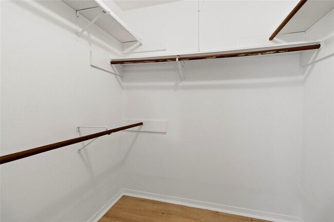 Building Photo - 126 Wood Hollow Dr