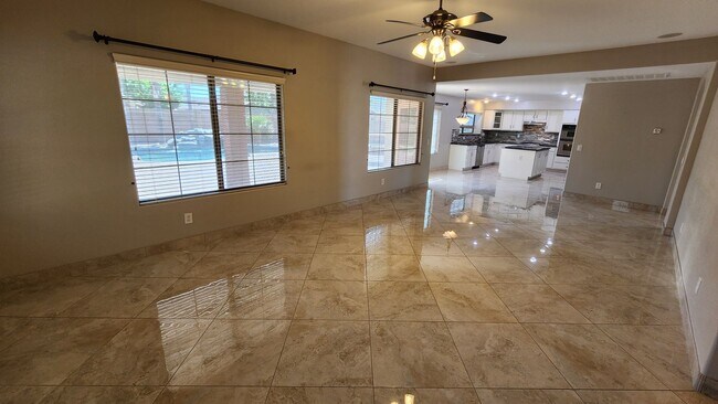 Building Photo - 4 Bedroom Home in the Kerby Estates Commun...