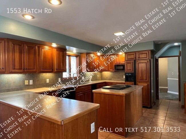 Building Photo - 1553 Hatch Rd