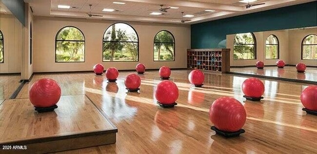 Building Photo - 15690 W Earll Dr