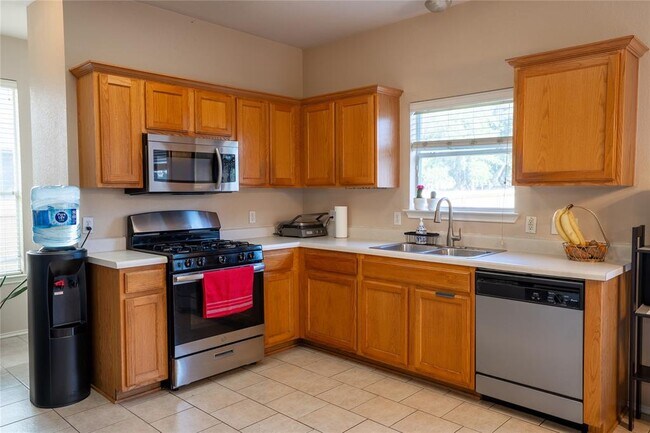 Building Photo - 14509 Mowsbury Dr