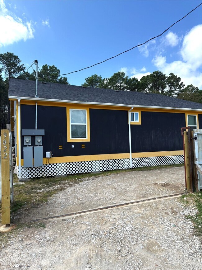 Building Photo - 9822 Candy Ct