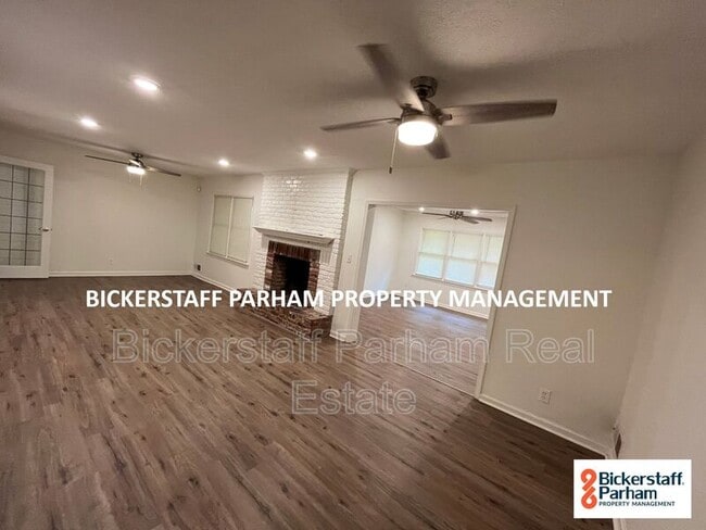 Building Photo - 3260 Junaluska Dr