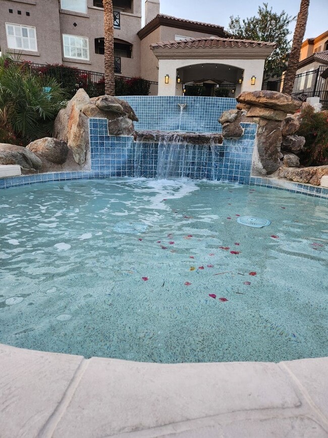 Building Photo - 2bd 2ba Condo in Awatukee