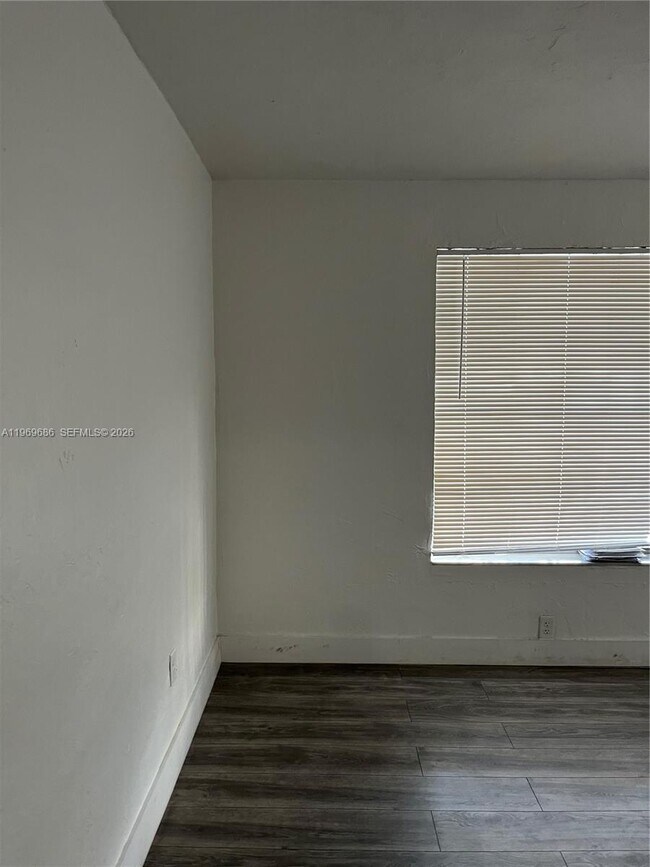 Building Photo - 1999 NW 2nd St