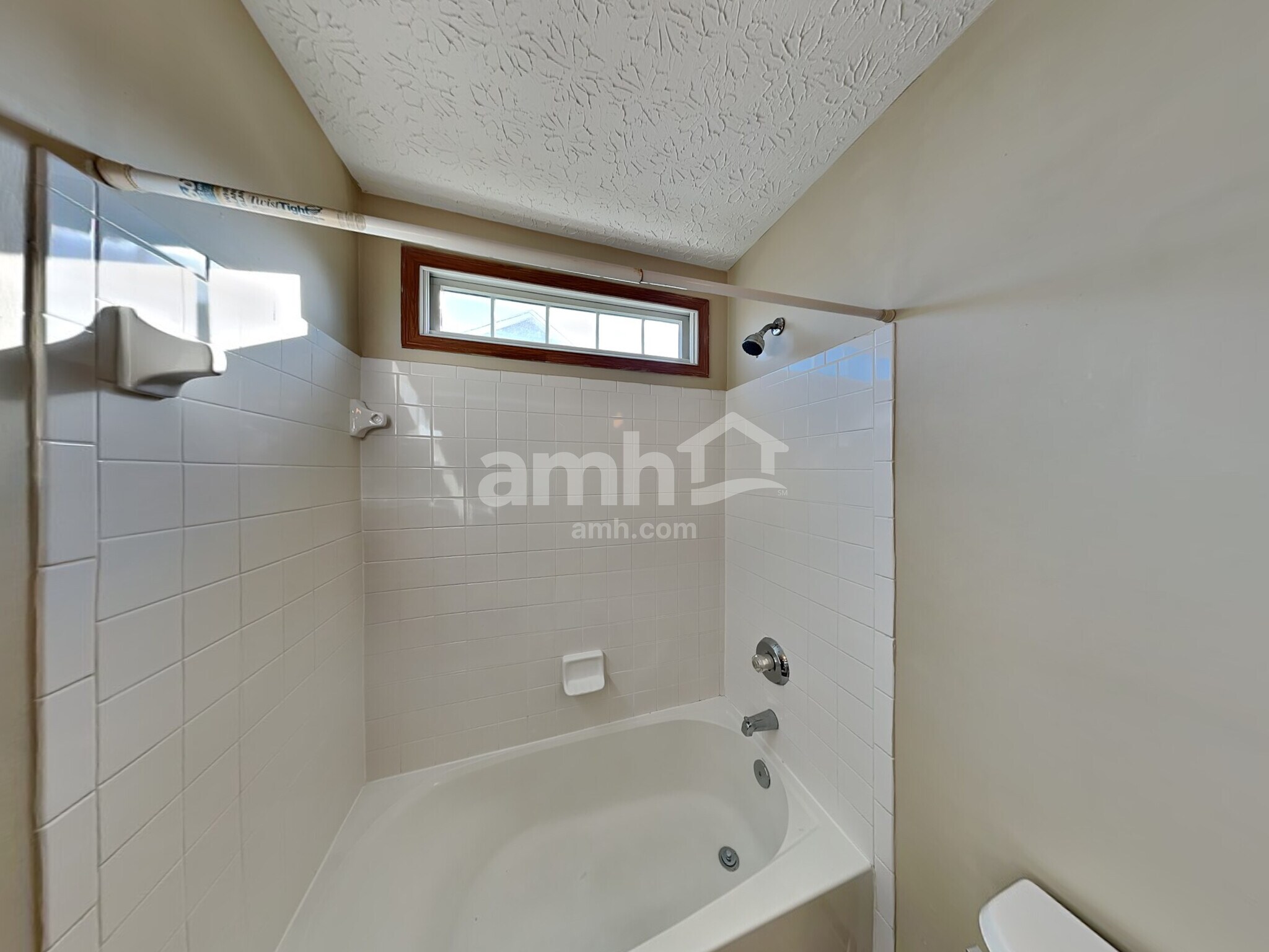 Building Photo - 4620 Dungannon Dr