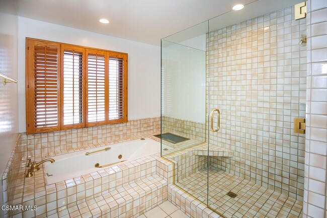 Building Photo - 4554 Rayburn St