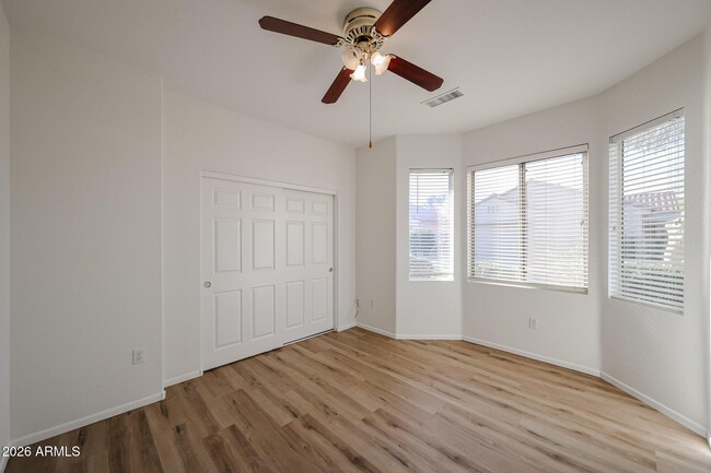 Building Photo - 16149 W Quail Creek Ln