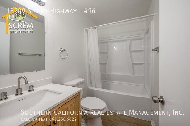 Building Photo - 18209 Sierra Hwy