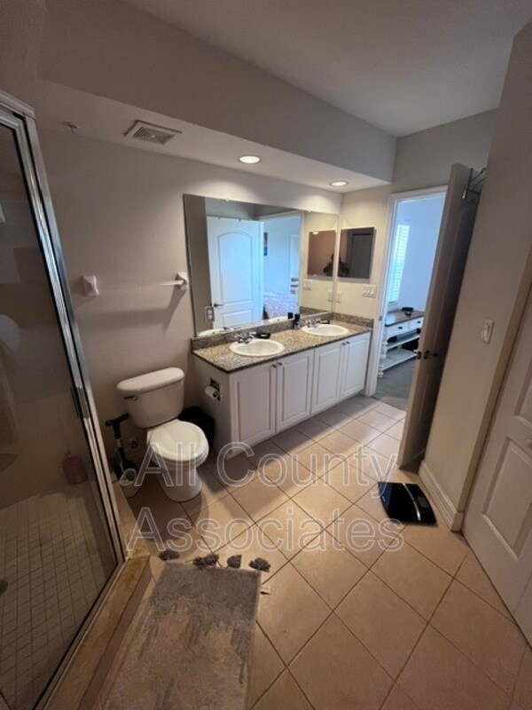 Building Photo - 4516 Seagull Dr