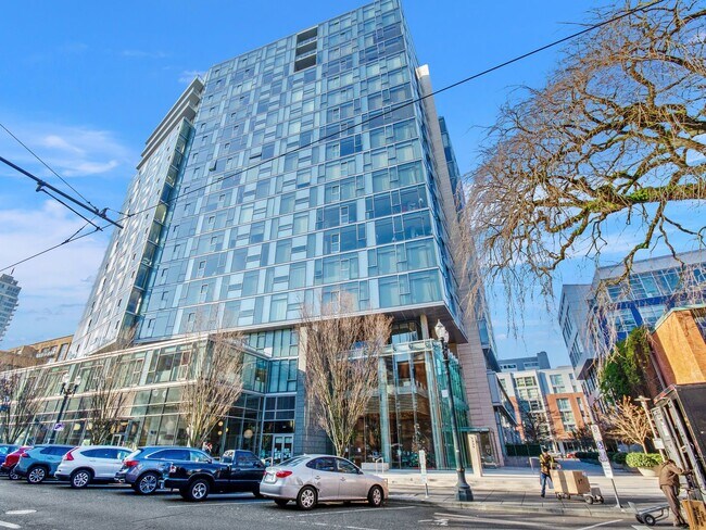 Building Photo - 1221 SW 10th Ave