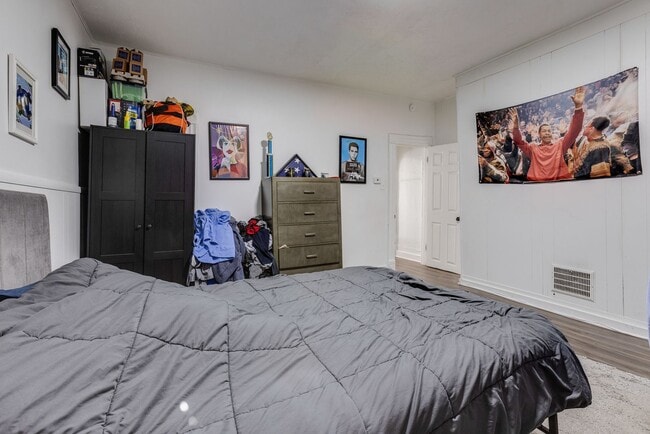 Building Photo - 2800 Berg St