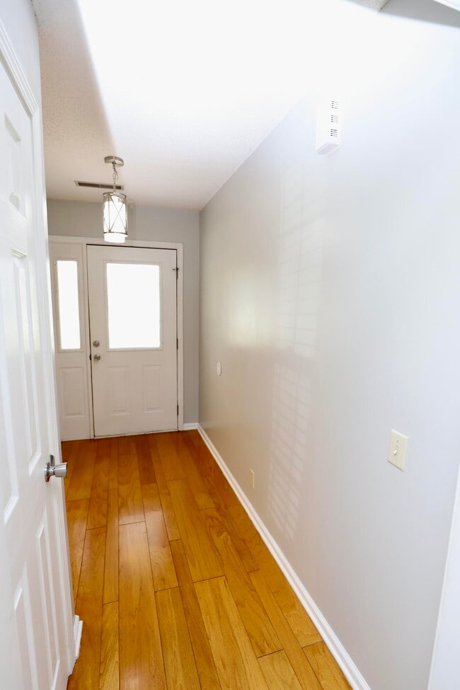 Building Photo - 1450 Morris Way Dr