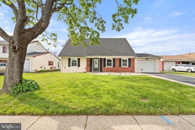 Primary Photo - 35 Mullshire Ln
