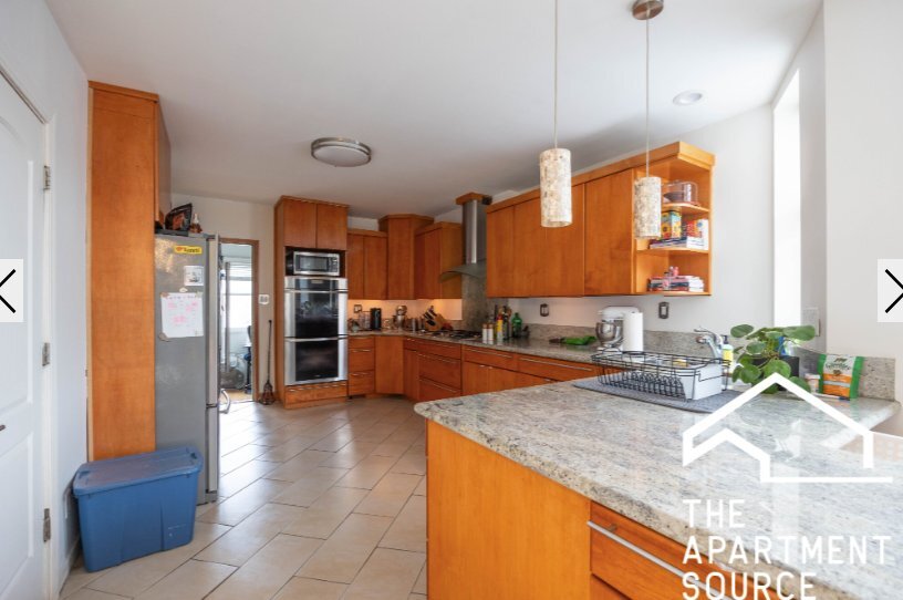 Building Photo - 1806 W Grand Ave