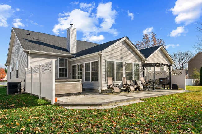 Building Photo - 49 Humphreys Dr