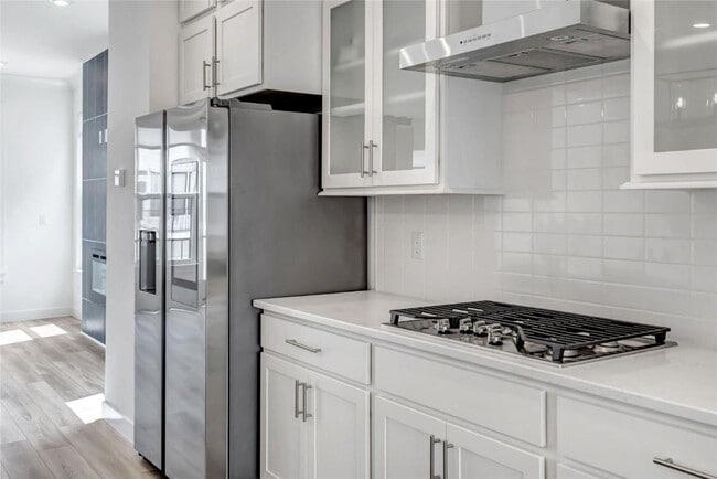 Building Photo - 16507 Honey Locust Dr