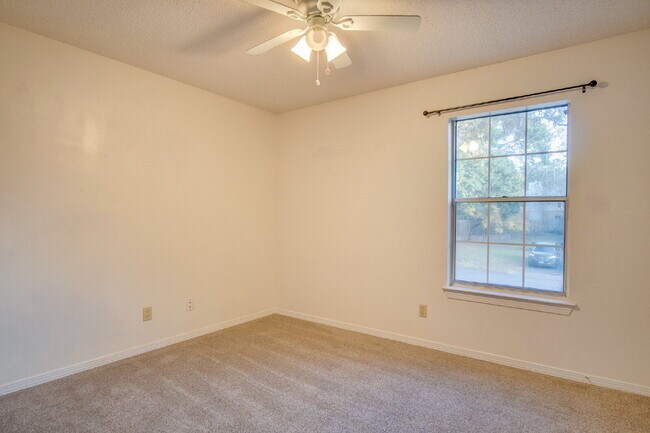 Building Photo - Foxborough 2BR/1.5BA Townhome – Back Deck, Available Now- Pet Friendly!