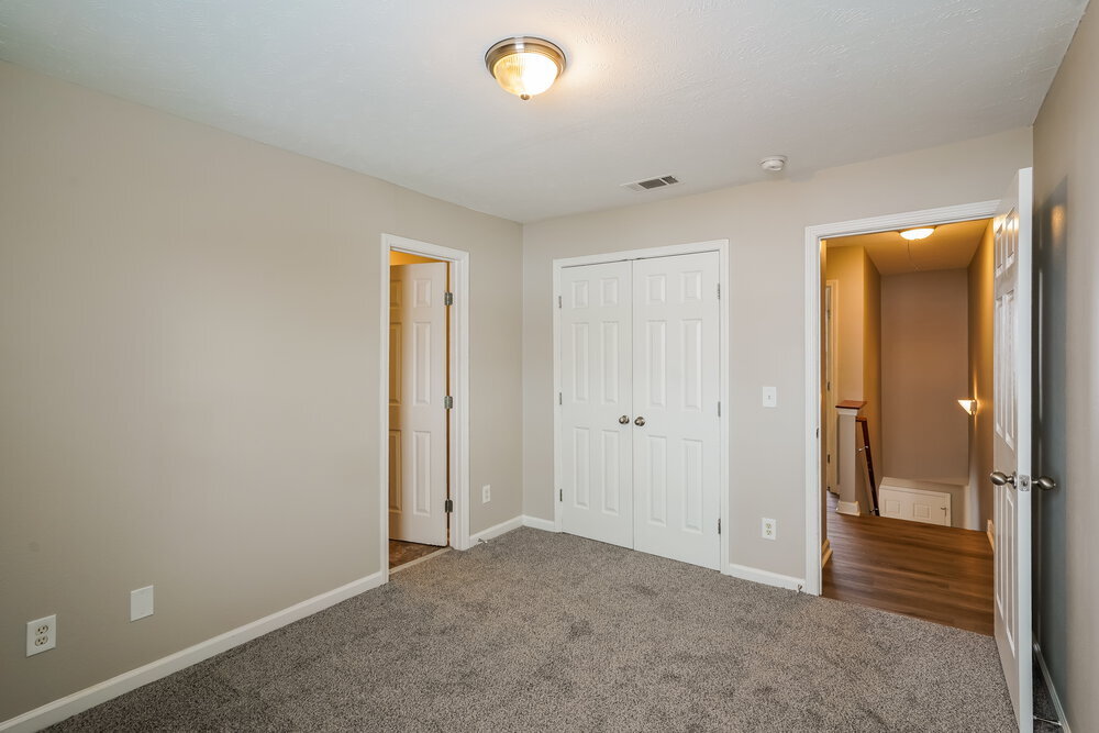 Building Photo - 8013 Logan Dr