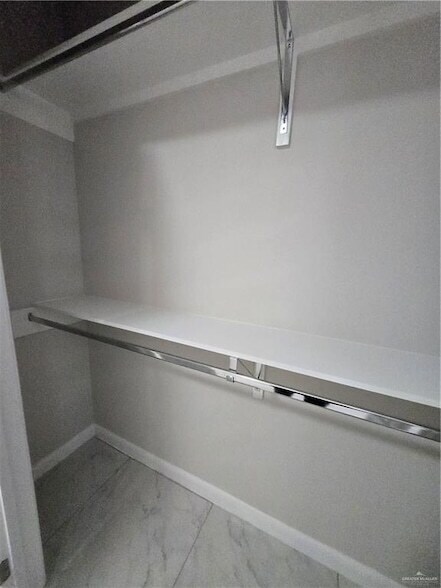 Building Photo - 1018 N Woodson Ave