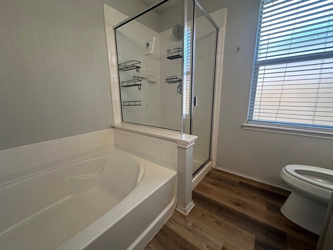 Building Photo - 5212 Blackwood Dr