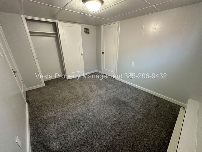 Building Photo - 1082 Doxey St