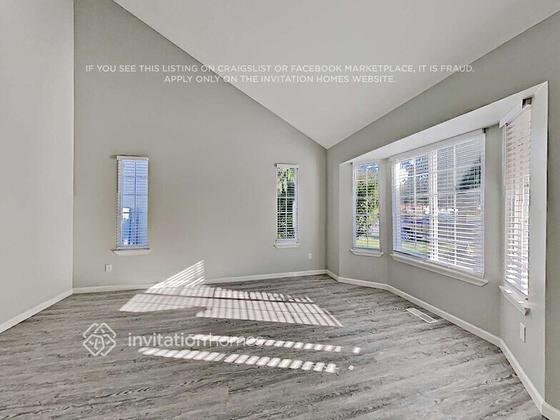 Building Photo - 17765 150th St SE