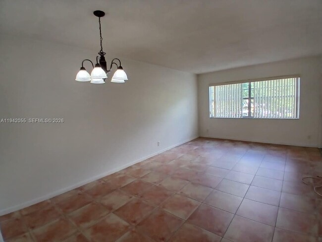 Building Photo - 5181 W Oakland Park Blvd