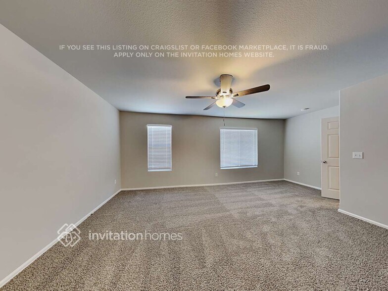 Building Photo - 9284 Sand Myrtle Dr