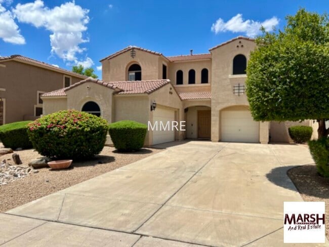 Building Photo - Beautiful 4 bedroom home with private pool...