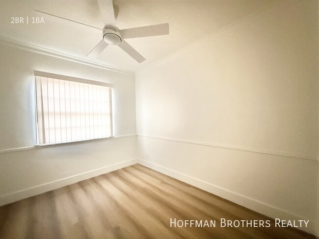 Building Photo - 1631 S Bronson Ave