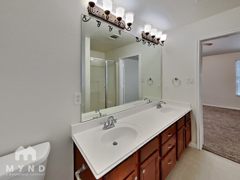 Building Photo - 6513 Sierra Madre Dr