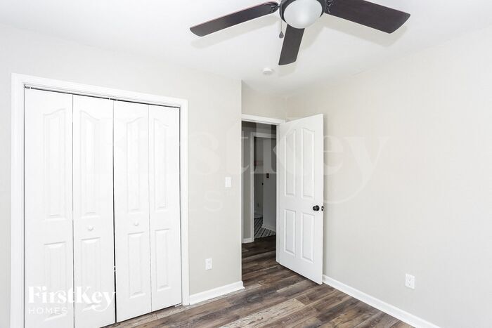 Building Photo - 1211 Lempster Dr NW