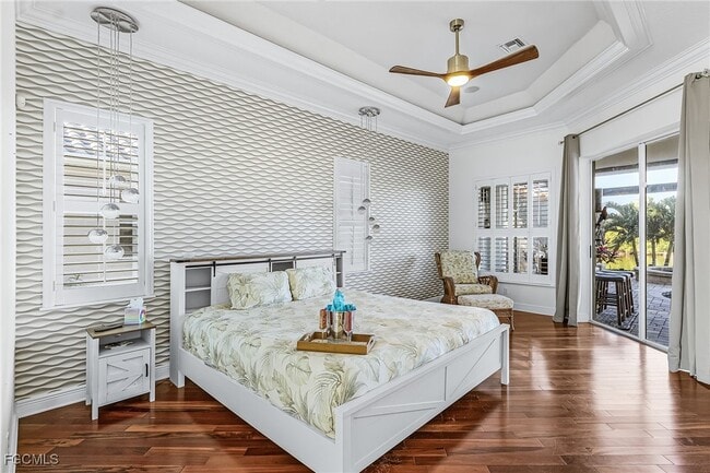 Building Photo - 3724 Surfside Blvd