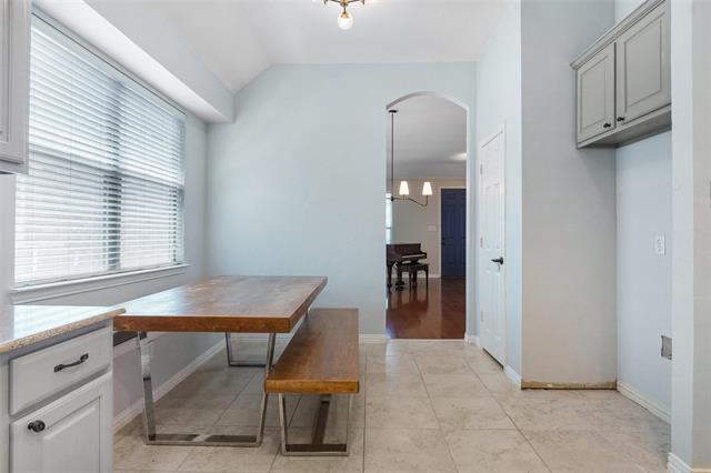 Building Photo - 5920 Pedernales Ridge