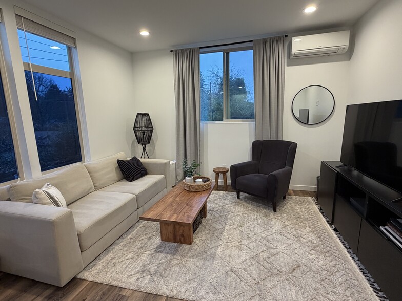 Building Photo - 5455 25th Ave SW